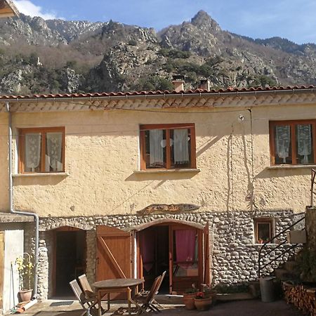 La Cirerole Hotel Casteil Eksteriør billede